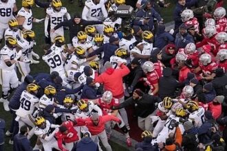 michigan ohio state fight in tunnel